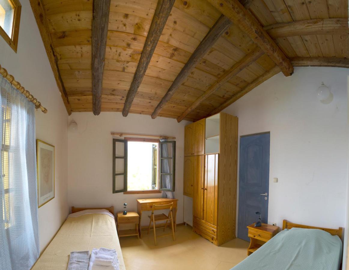 אבדילוס Ikarian Centre - Accommodation & Mountain Hiking מראה חיצוני תמונה