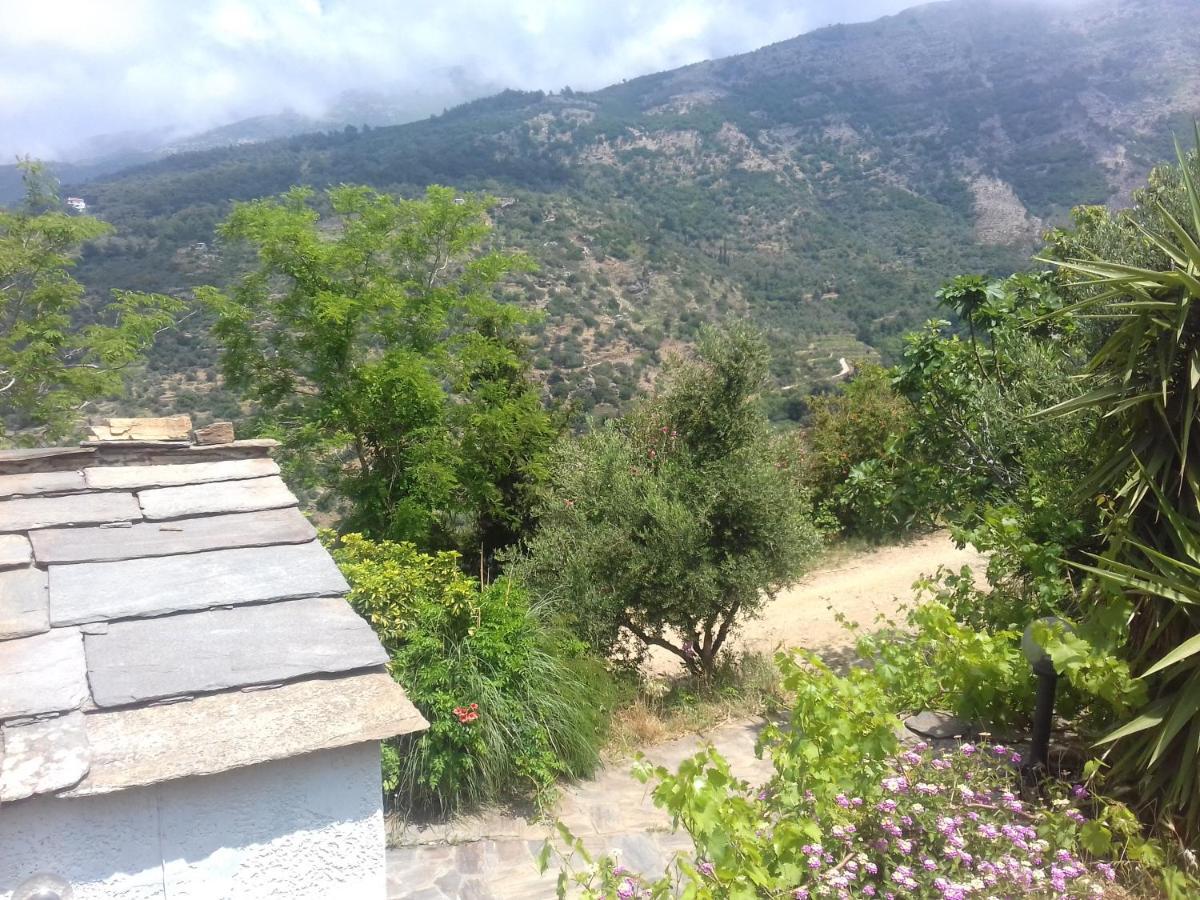 אבדילוס Ikarian Centre - Accommodation & Mountain Hiking מראה חיצוני תמונה